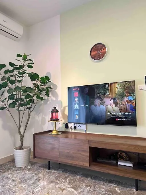 New Chic Cosy Sepang Klia Klia2 5-7 Pax Apartment Malaysia