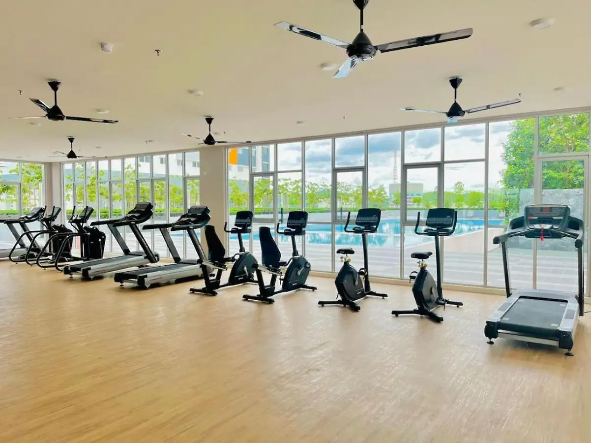 New Chic Cosy Sepang Klia Klia2 5-7 Pax Apartment