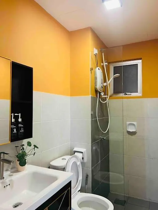 New Chic Cosy Sepang Klia Klia2 5-7 Pax Apartment Malaysia